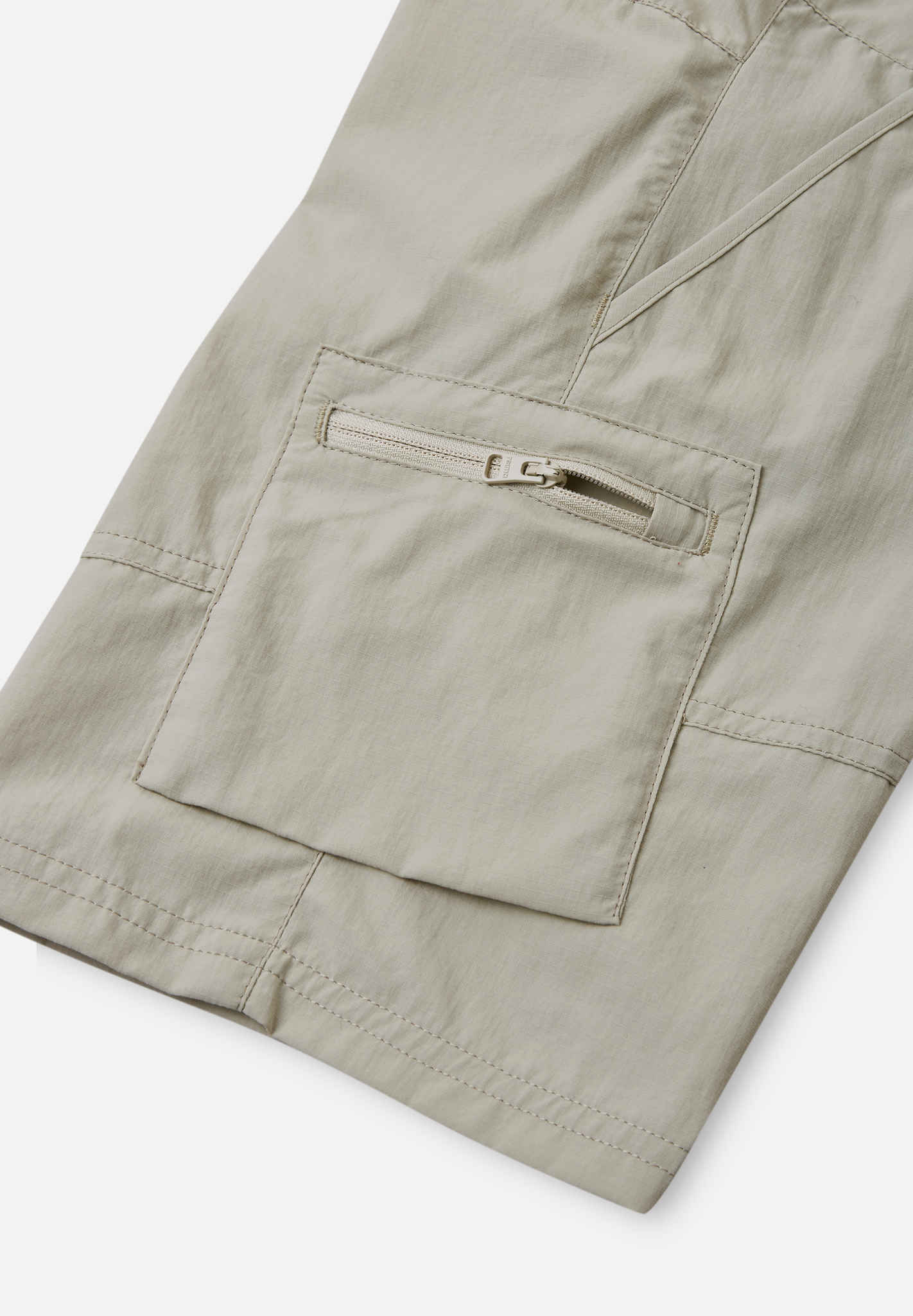 Kinder Shorts Eloisin